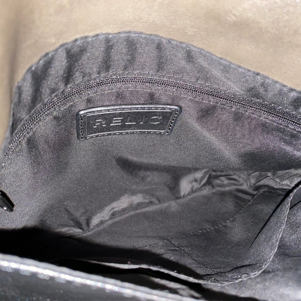 Relic crossbody - Picture 3 of 4
